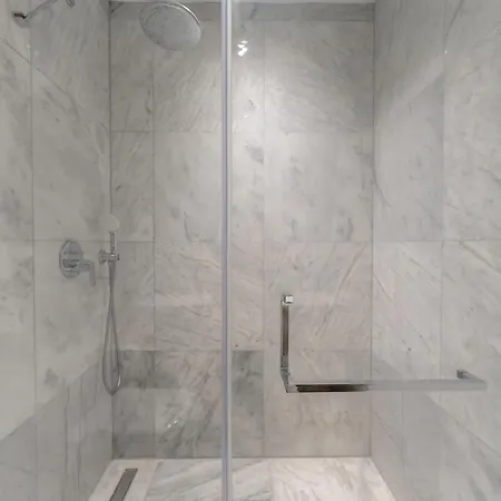 Neptune 2 - Planet Luxury * Islamlar (Mediterranean)