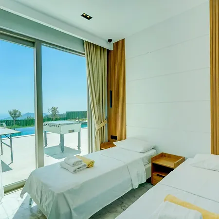 Neptune 2 - Planet Luxury Islamlar (Mediterranean)